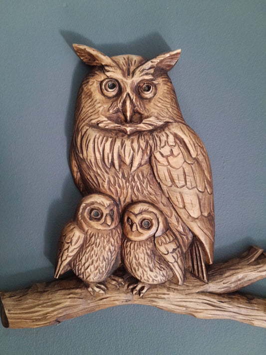 Hand-Carved Owl with Young – Linden Wood Wall Relief, Nature Wall Decoration, Unique Handmade Art
