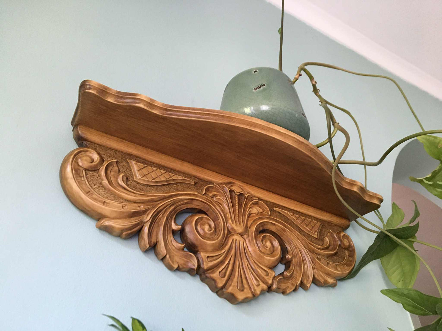 Handmade Linden Wood Shelf: Rustic Wall Decoration